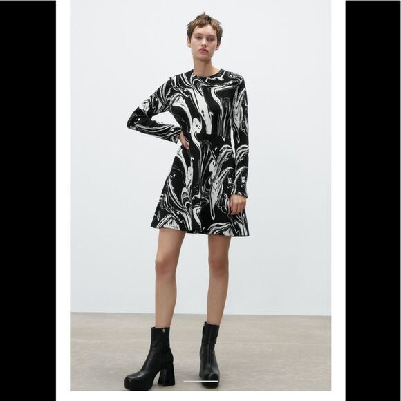 LAST CHANCE Zara knit dress - Picture 2 of 11